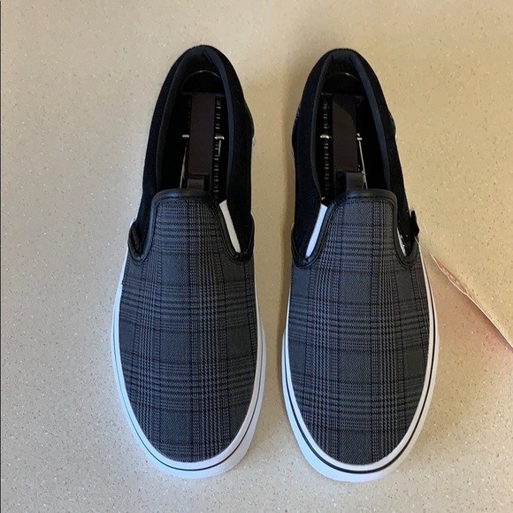 New Vans Slip on Suiting Black/White - Picture 3 of 9